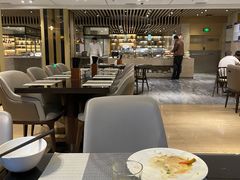 -航空港万怡酒店·万荟轩餐厅(航空港区远航路店)