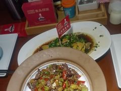 -魏铭鱼头捞饭(晋阳路店)