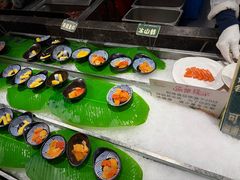 -金马门国际美食百汇(珞喻路店)