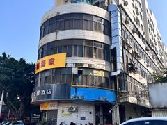 -希岸·轻雅酒店(广州白鹅潭艺术中心花地湾地铁站店)