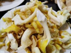 -东巴谷野生菌火锅餐厅