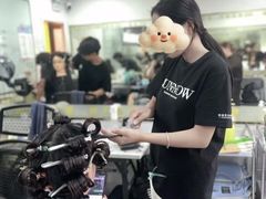 -首脑美容美发化妆美甲培训学校(龙岗校区)