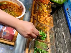 自助调料-呷佬·长沙手工米粉(金沙江路店)