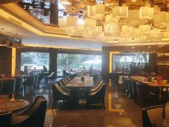 -岷山饭店-芝芝自助餐厅