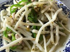 太湖芦苇根炒肉丝-呼吸森林·生态农庄农家乐私房菜