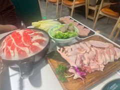 -椰子湾·海南火锅·糟粕醋·椰子鸡(正大广场店)