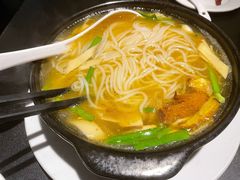 云南野生菌米线-南蛮子(进贤路店)