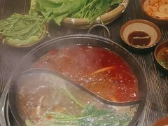 -冯校长老火锅(中联广场店)