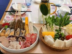 -樾餐厅泰式海鲜火锅(民歌湖店)