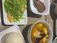 -老乡鸡(融科天地店)