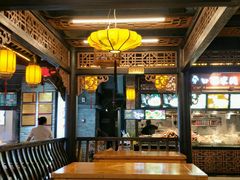 -八一路好吃街(雨田商务大厦店)