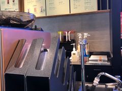 -星巴克(六合路店)