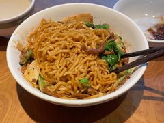 -丽丽三鲜螺蛳粉(田林路店)