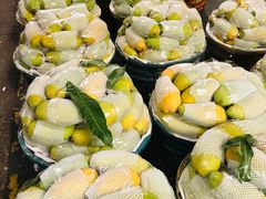 -三亚新鸿港水果一级批发市场