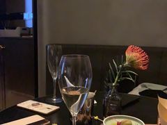 -wineapp葡萄酒餐吧(外滩金融中心店)