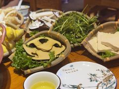 -民食香·腊排骨野生菌美食(木府店)