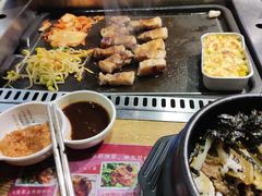-香猪坊(远洋未来店)