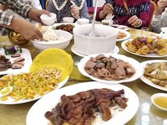 -老乡村美食农庄