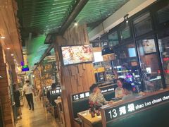 大堂-河坝烧烤串城(金达莱店)