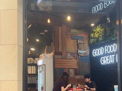 -Show Neua Thai Street Food