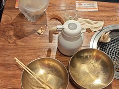 -明洞阿姨·韩式酱蟹烤肉·创意料理(三元桥店)