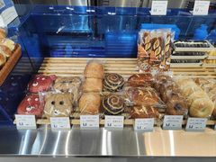 -禾沐·轻食·面包·咖啡