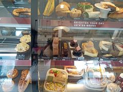 面包甜点陈列柜-星巴克(扬州珍园店)