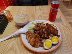 -瑞霖·隆江猪脚饭