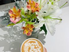 草莓燕麦小铁-Manner Coffee(深圳福田大中华店)
