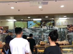 -鲍师傅糕点(百盛西南商都店)