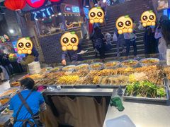 -八一路好吃街(雨田商务大厦店)