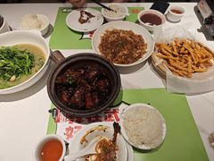-鑫小城故事·藕汤·家常菜(台北一路总店)