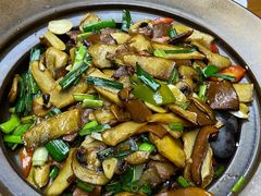 -云海肴·汽锅鸡·云南代表菜(天山百盛优客店)