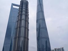 -陆家嘴空中步行连廊