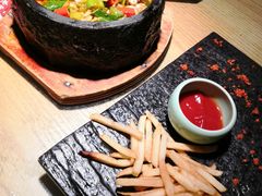 -粤港湾砂锅粥·宵夜(宝龙店)