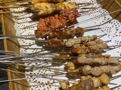-聚串门儿·东北烧烤(信义坊店)