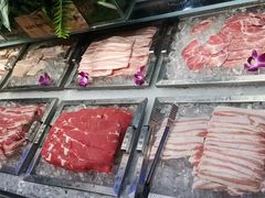 -金滏山烤肉·海鲜·火锅自助餐厅(襄阳万达店)