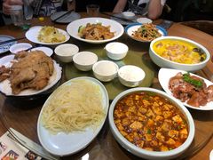 -秦唐一号西安菜馆(钟楼店)