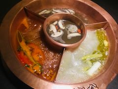 -滇釜火锅·能喝汤的火锅(车公庄店)