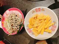 -沸炉重庆老火锅(军事博物馆店)