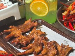 -麦凯伦烧烤·精酿超级工厂店(金桥总店)