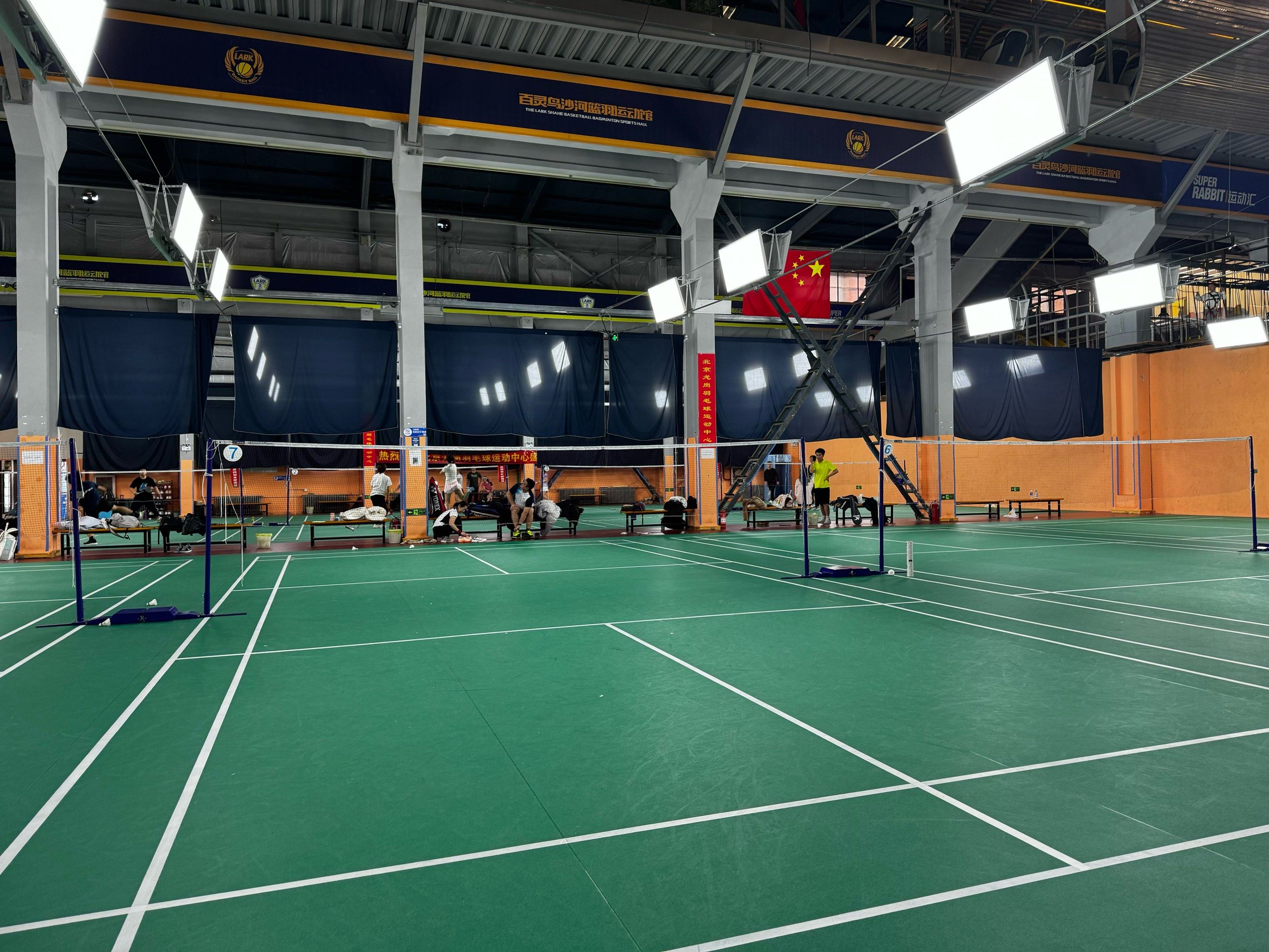 羽毛球健身也不错