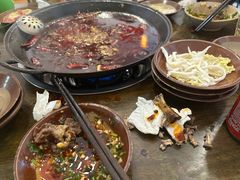 -黄潇洒老火锅(九眼桥宏济巷店)