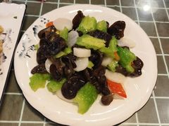 -哈勒滨饭庄(南二道街店)