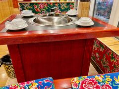 -田家大院东北农家菜铁锅炖(西安总店)