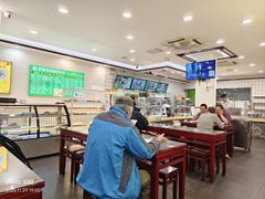 -聚德华天护国寺小吃(甜水园店)