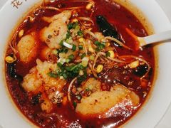 -渝是乎酸菜鱼(龙旗购物中心店)