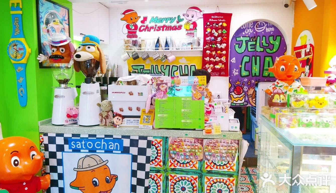 天津首家🧸被玩具包围的迪士尼风格咖啡厅