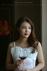 -MECCI婚礼摄影跟拍(红东方广场店)