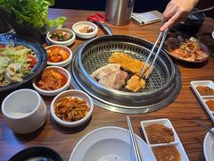 -烧肉一番·新韩式炭火烤肉(大岭山店)